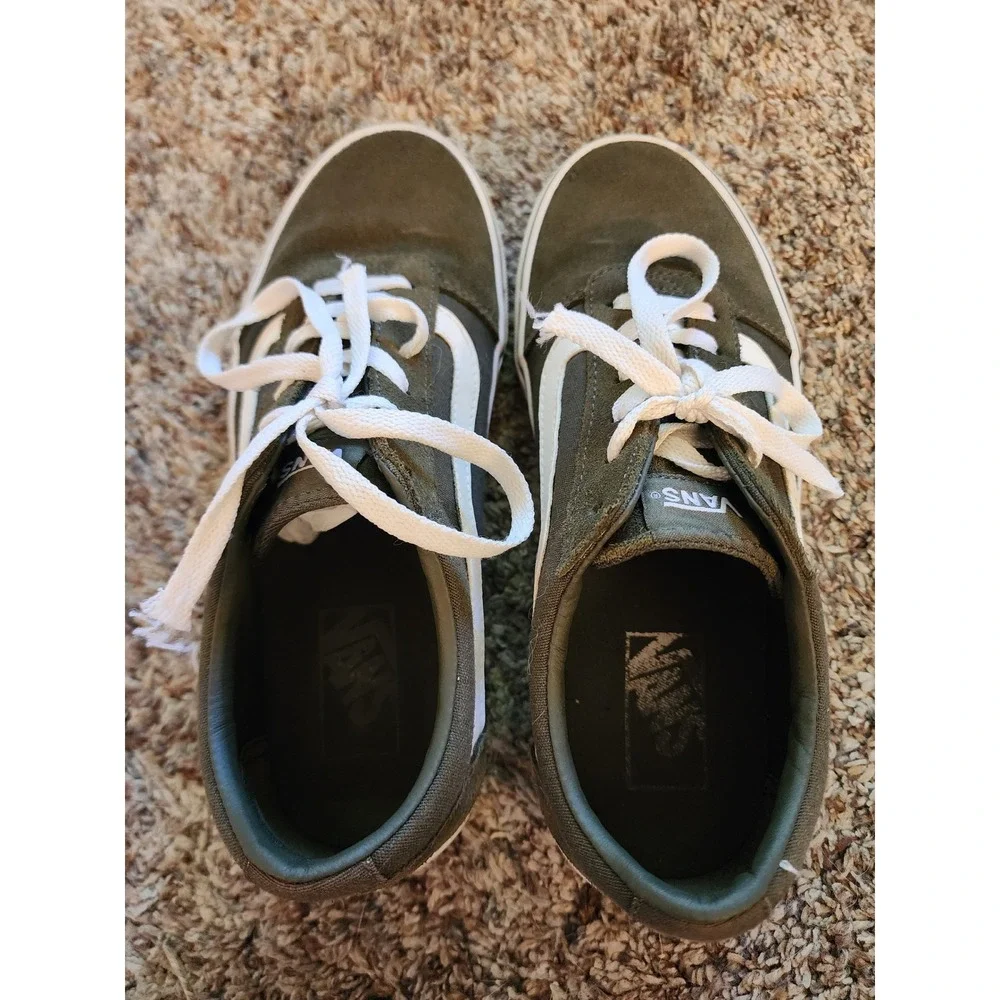 Vans Ward Low Top Olive Green Suede Canvas Skate Shoes Womens 8 500714